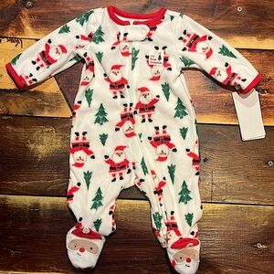 Closeout price! Carter’s NB Santa Christmas PJ